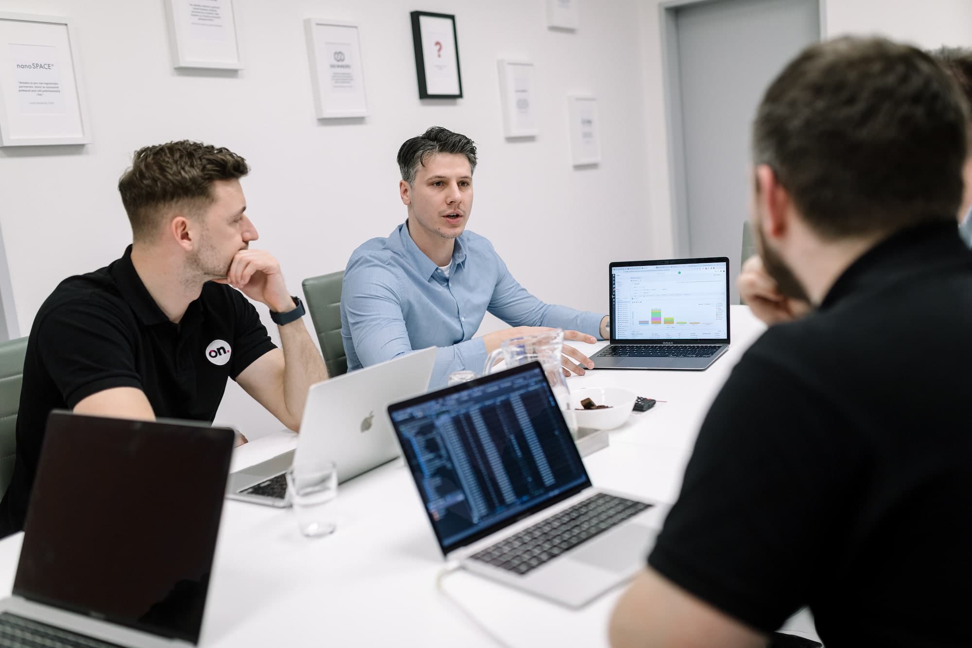 What is the average order value and how to increase it?