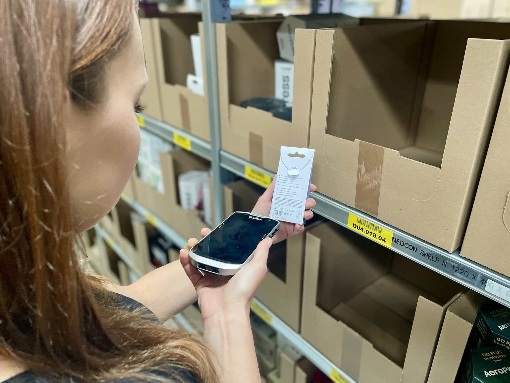 Sledování šarží a expirací: Jak správně řídit skladování produktů s omezenou trvanlivostí?