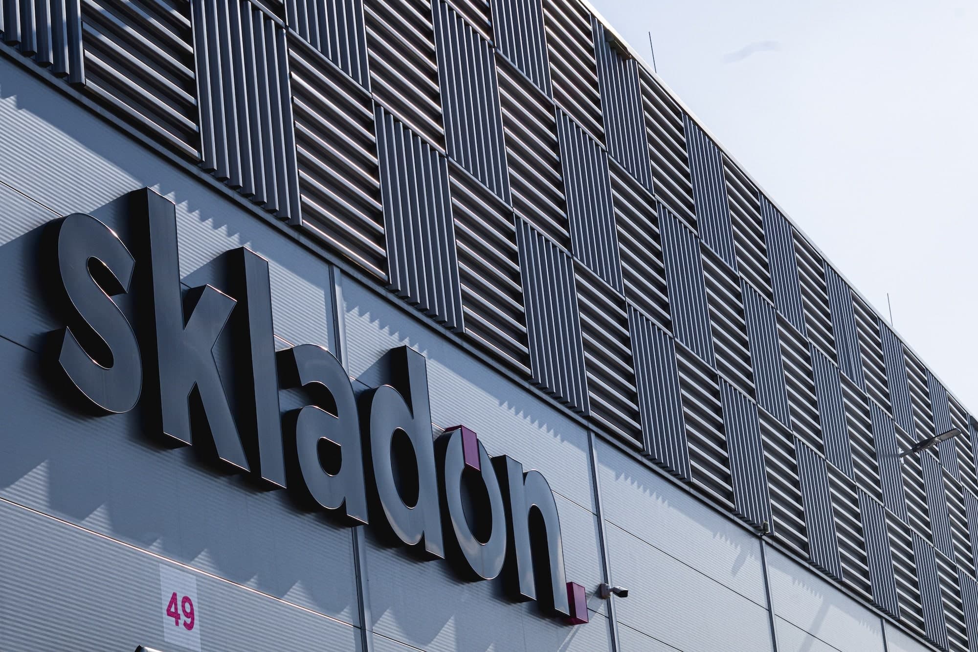 Skladon posiluje své vedení, přivádí odborníky s mezinárodními zkušenostmi